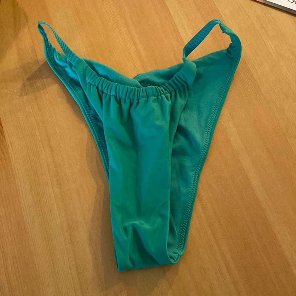 Aerie bottoms